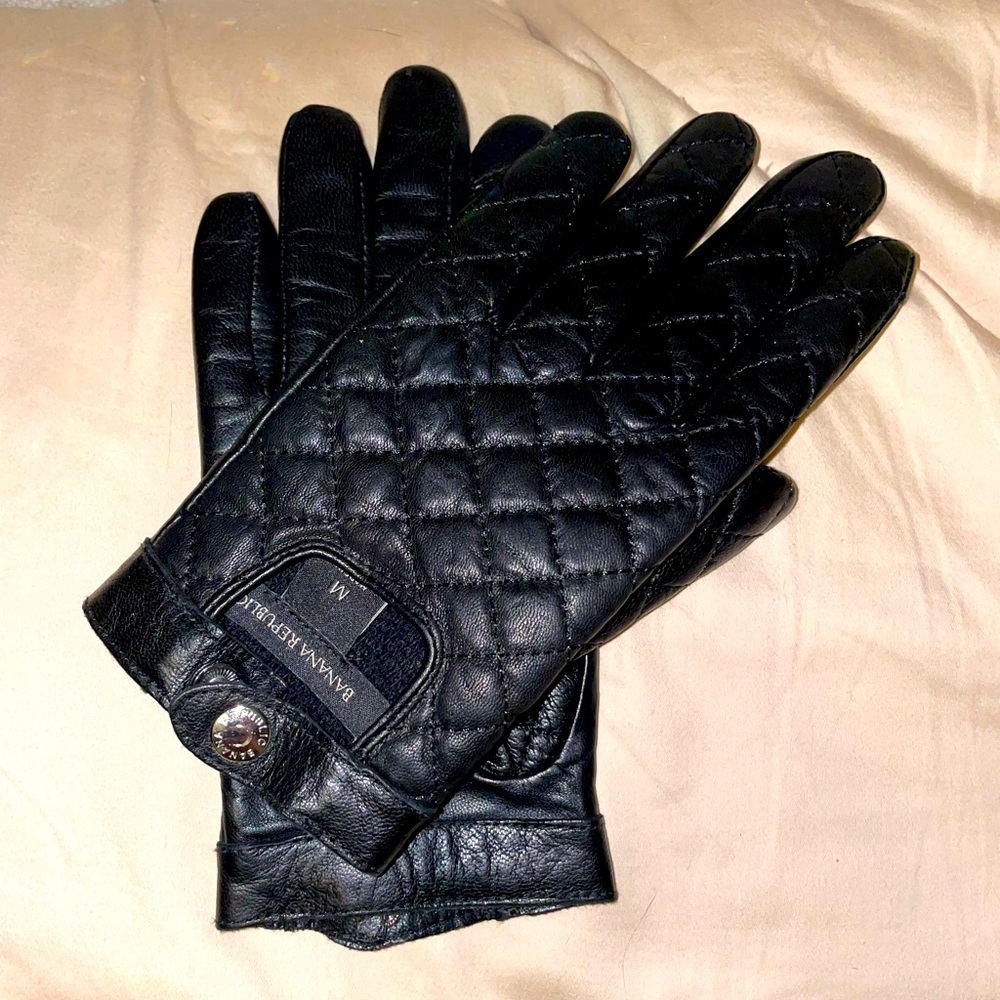 Banana Republic Leather Gloves